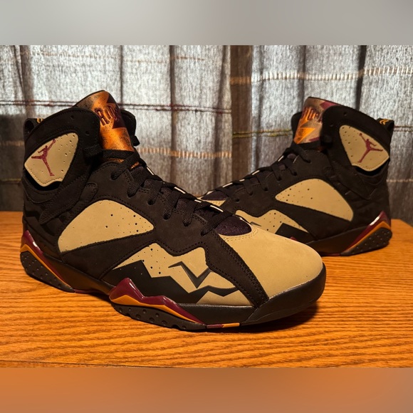 Men's Jordan 7 'Black Olive' (Sz.14)
